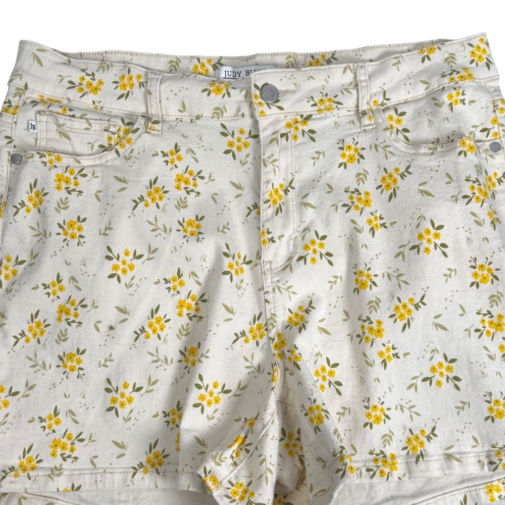 Judy Blue Floral Denim Shorts Cream Yellow Flower Mid Rise Womens 2XL JB150090
